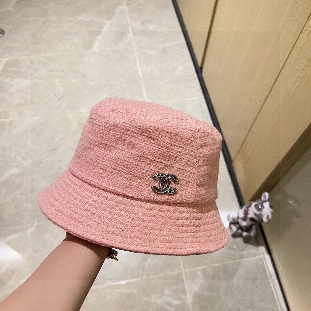 CH Women's Fashion Bucket Hat XX25081633