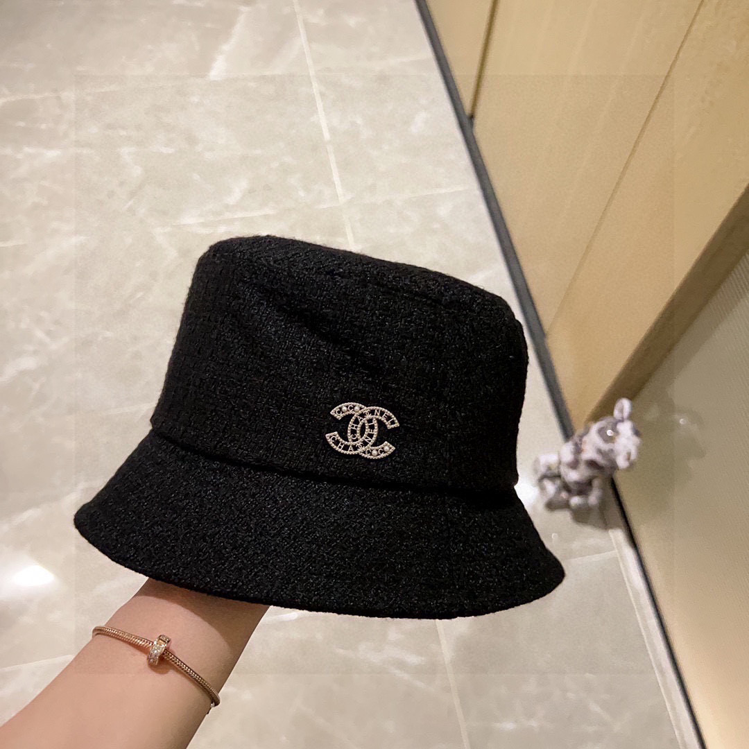 CH Women's Fashion Bucket Hat XX25081633
