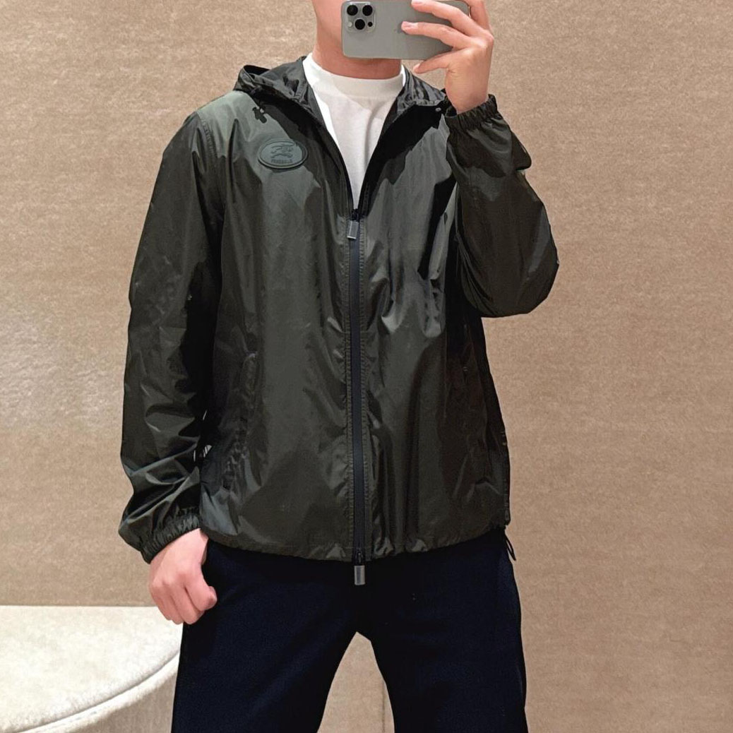 Bur Knight's Seal Hooded Jacket QS25081403