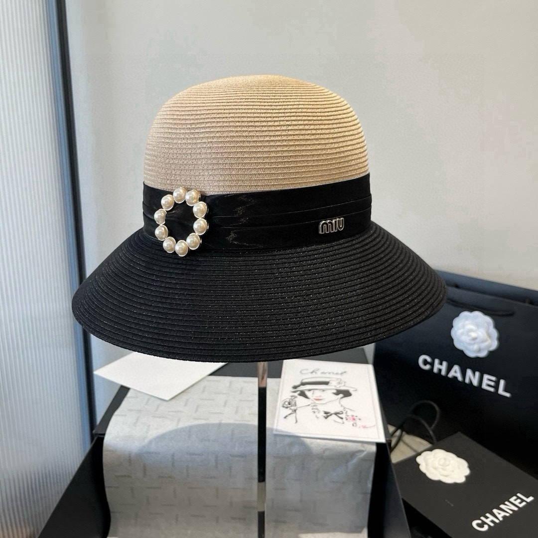 Miu New Colorblock Bucket Hat XX25081645