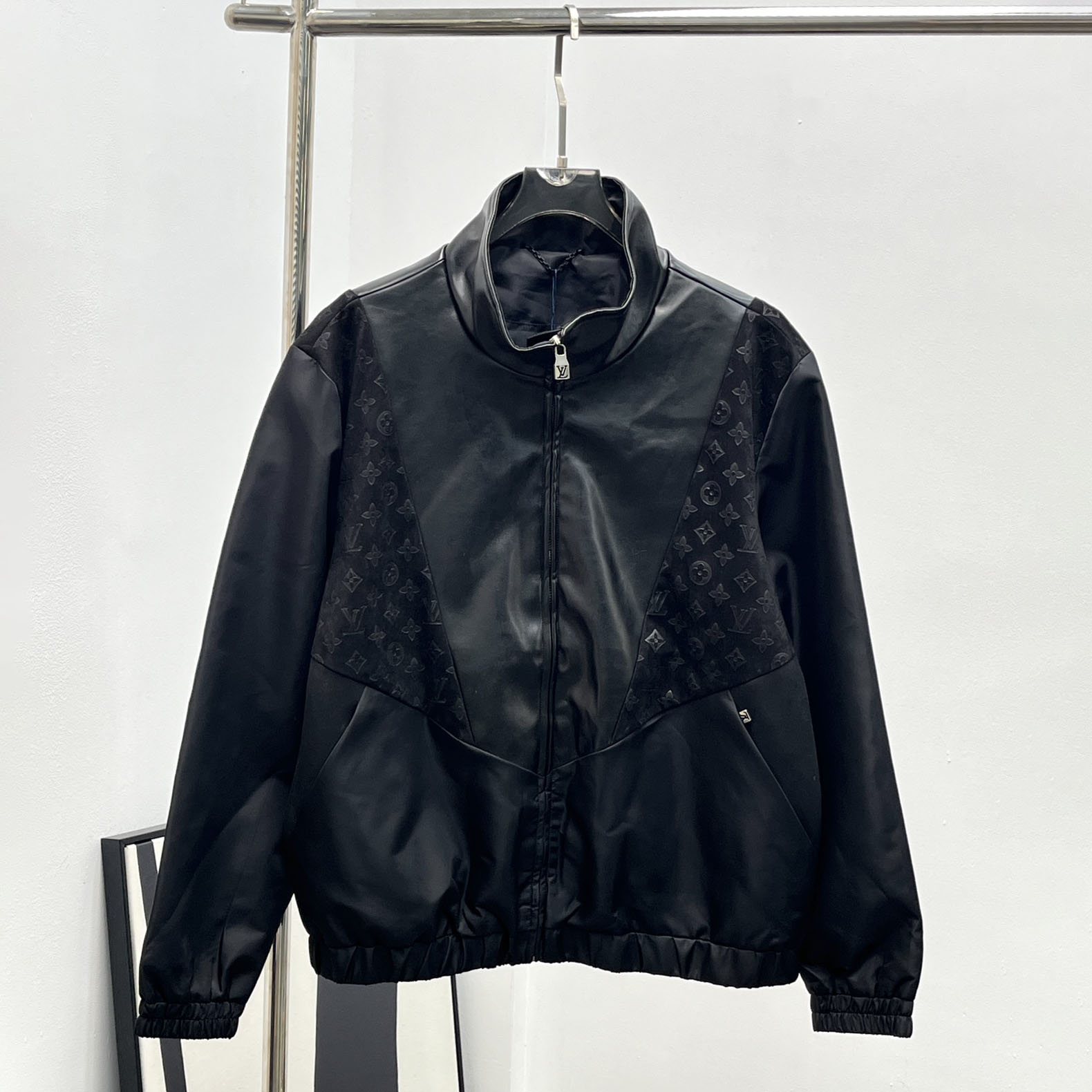 LV Men's Classic Patchwork Jacket FE25081602