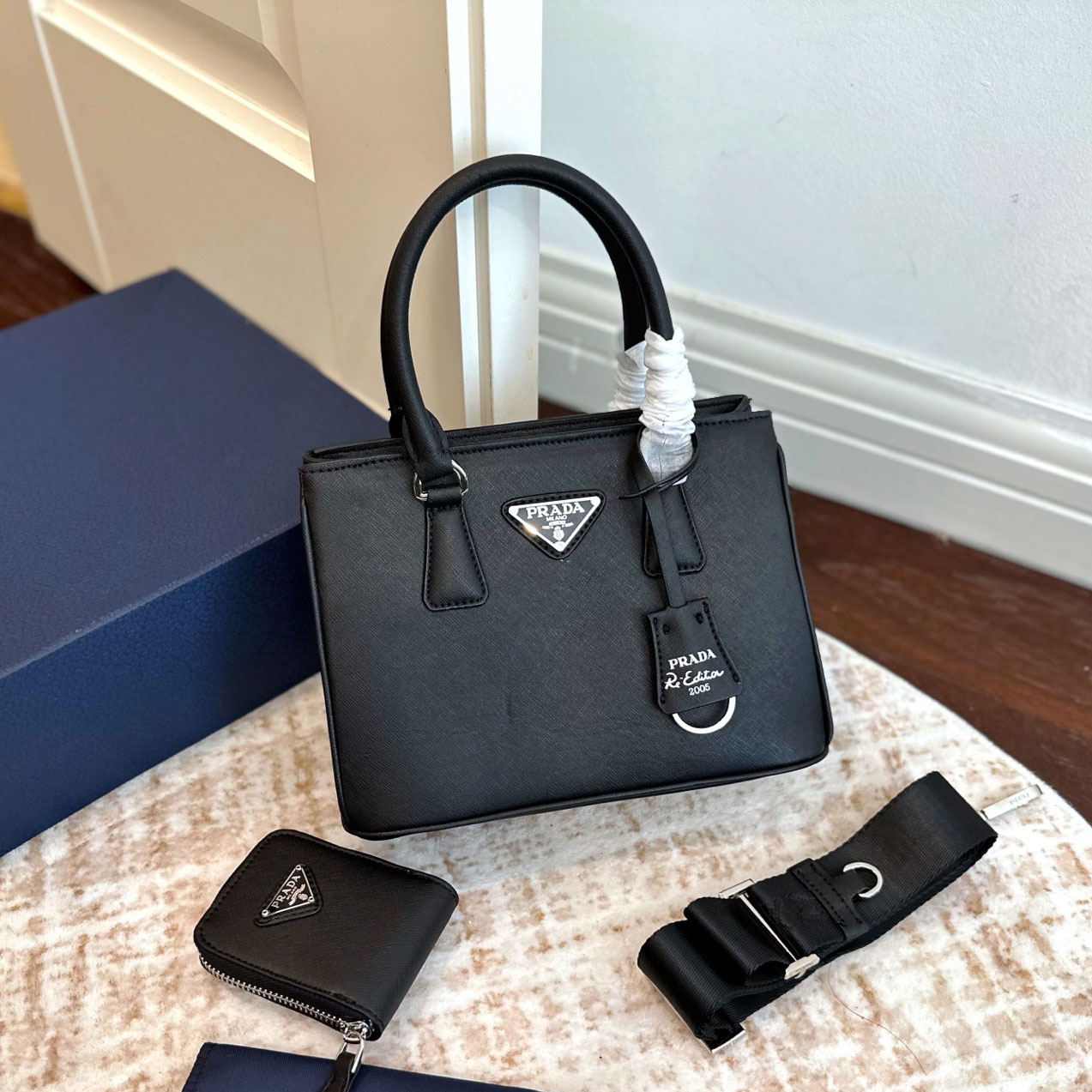 PRA Small Cowhide Tote XX25081718