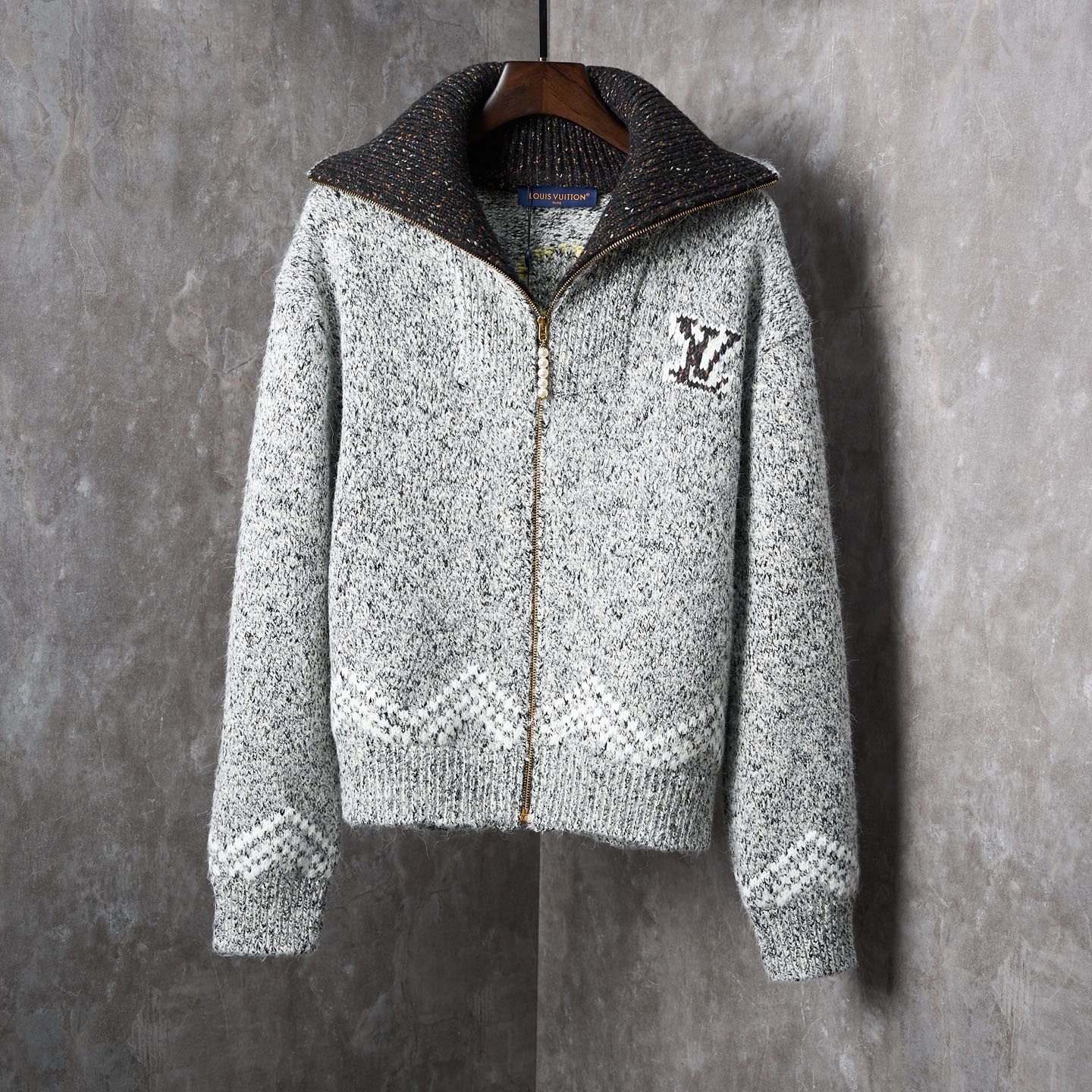 LV Nigo Collaboration Collection Sail - Fishing Embroidery Knit Waist - Cinching Sweater Coat AM25081811