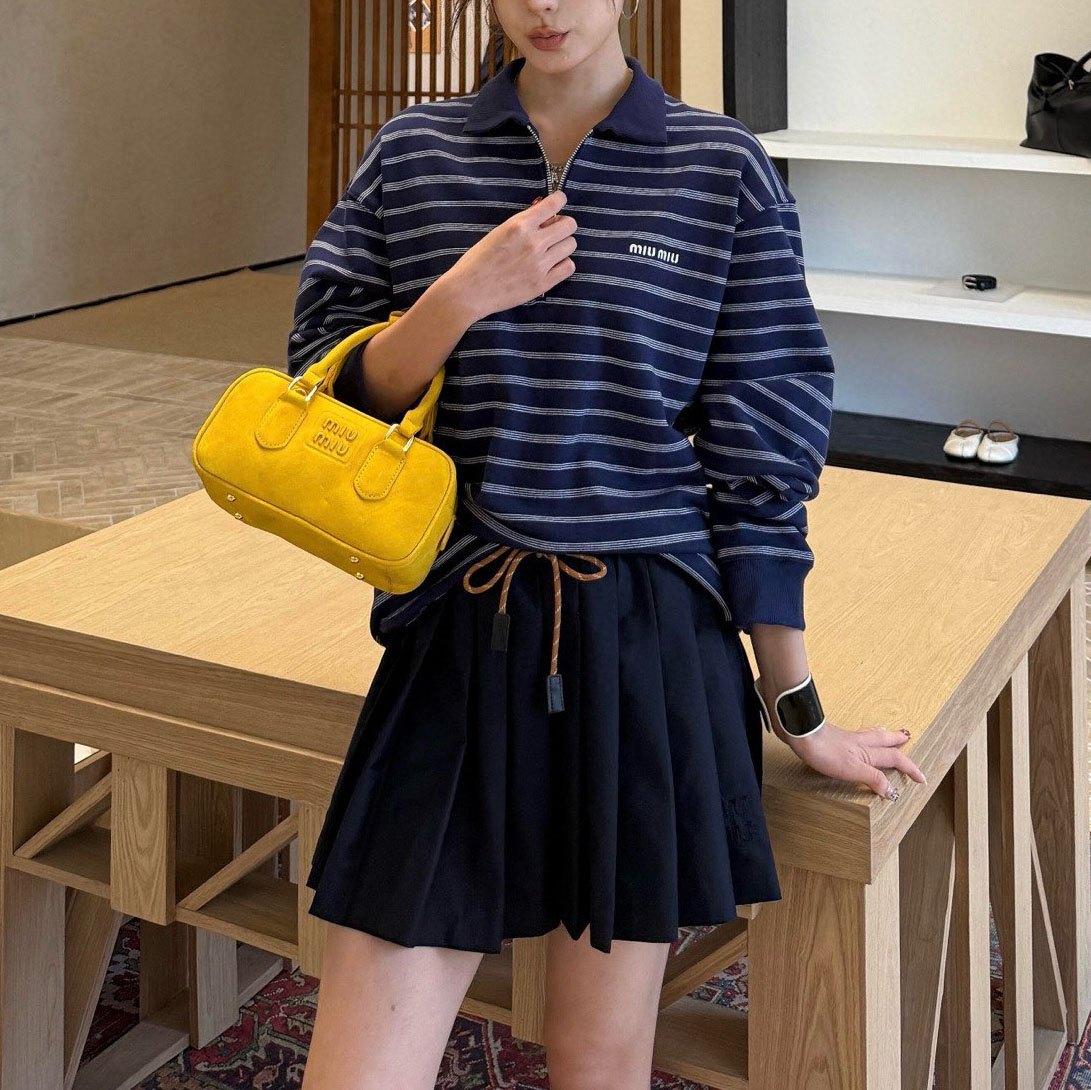 Miu Striped Half - Zip Long - Sleeved Polo Sweatshirt AM25081808