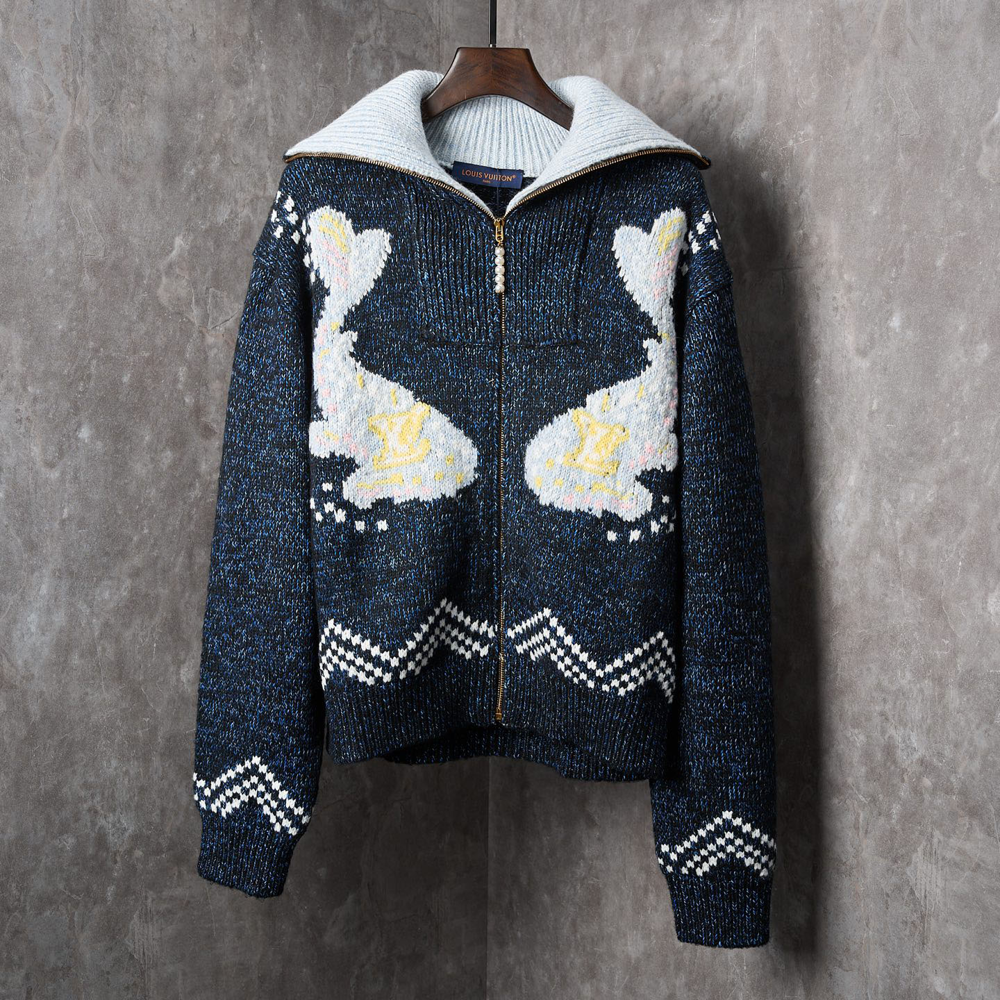 LV Nigo Co - Branded Koi - Fish Color - Block Knit Jacket AM25081812