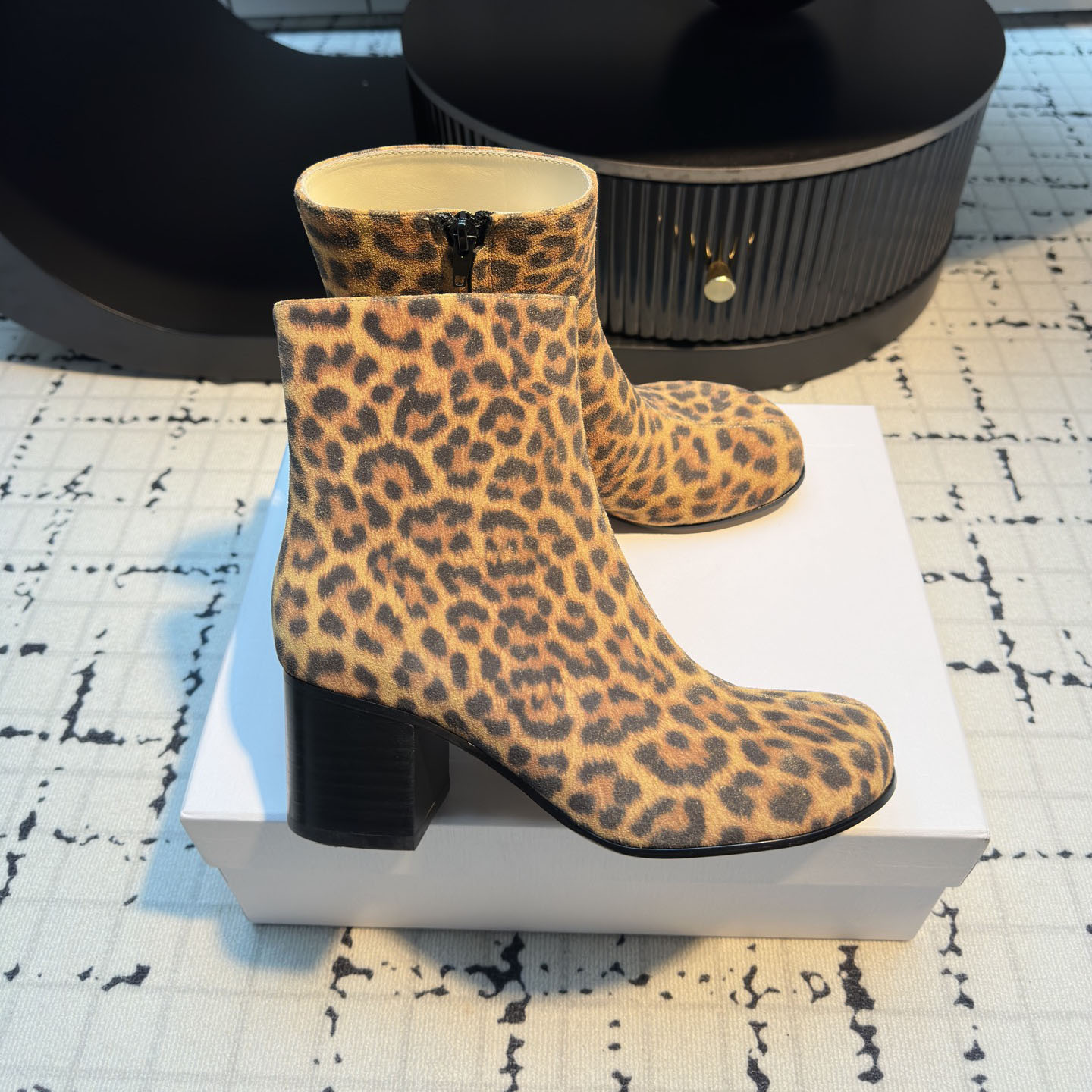 LOE Women's Stylish High - Heel Ankle Boots AM25081926