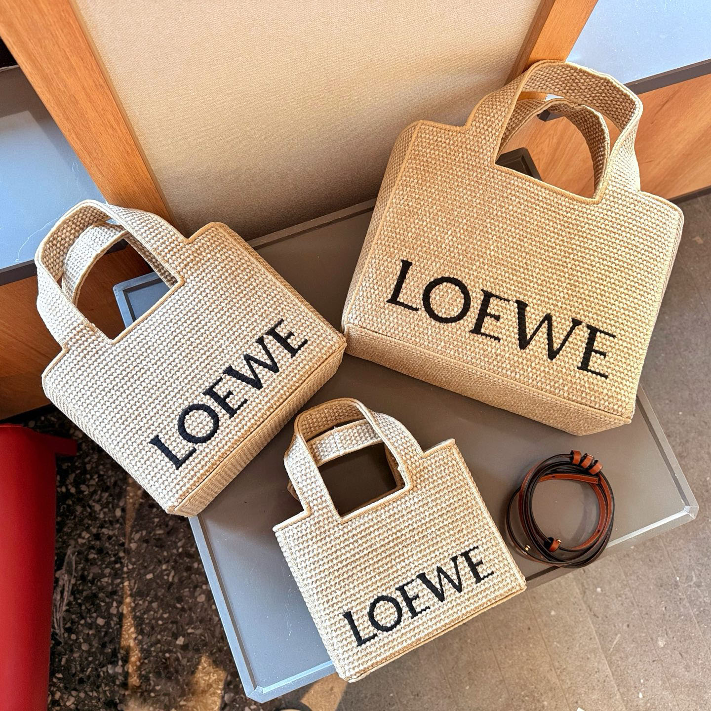 LOE Anagram Basket Embroidered Straw Tote AM25081917