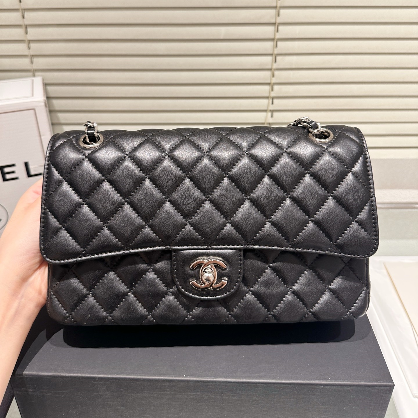 CH Classic Flap Lambskin Bag YV25082911