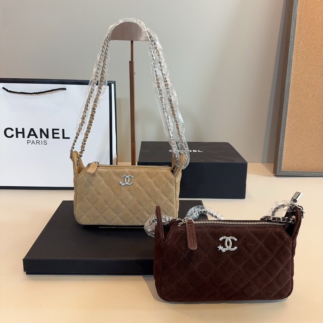 CH Quilted Suede Chain Bag YV25083001