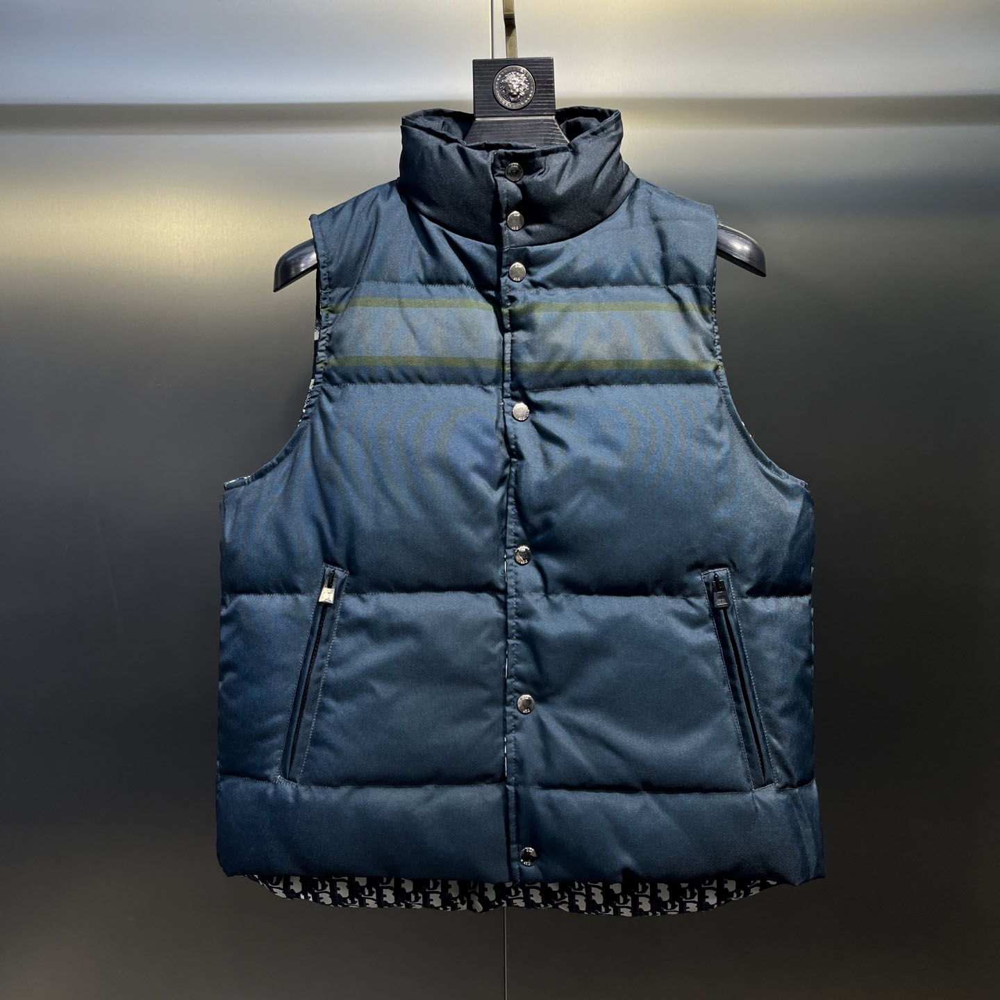 CD Men's Classic Logo Embossed Down Vest XX25082009