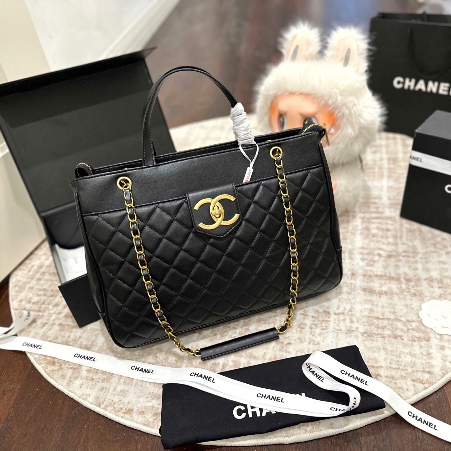 CH Black Quilted Large Tote Bag  YV25083025