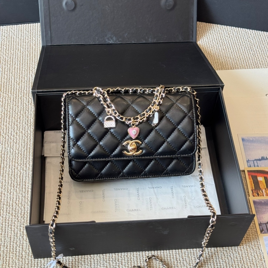 CH Quilted WOC Chain Bag with Heart Charm  YV25083105