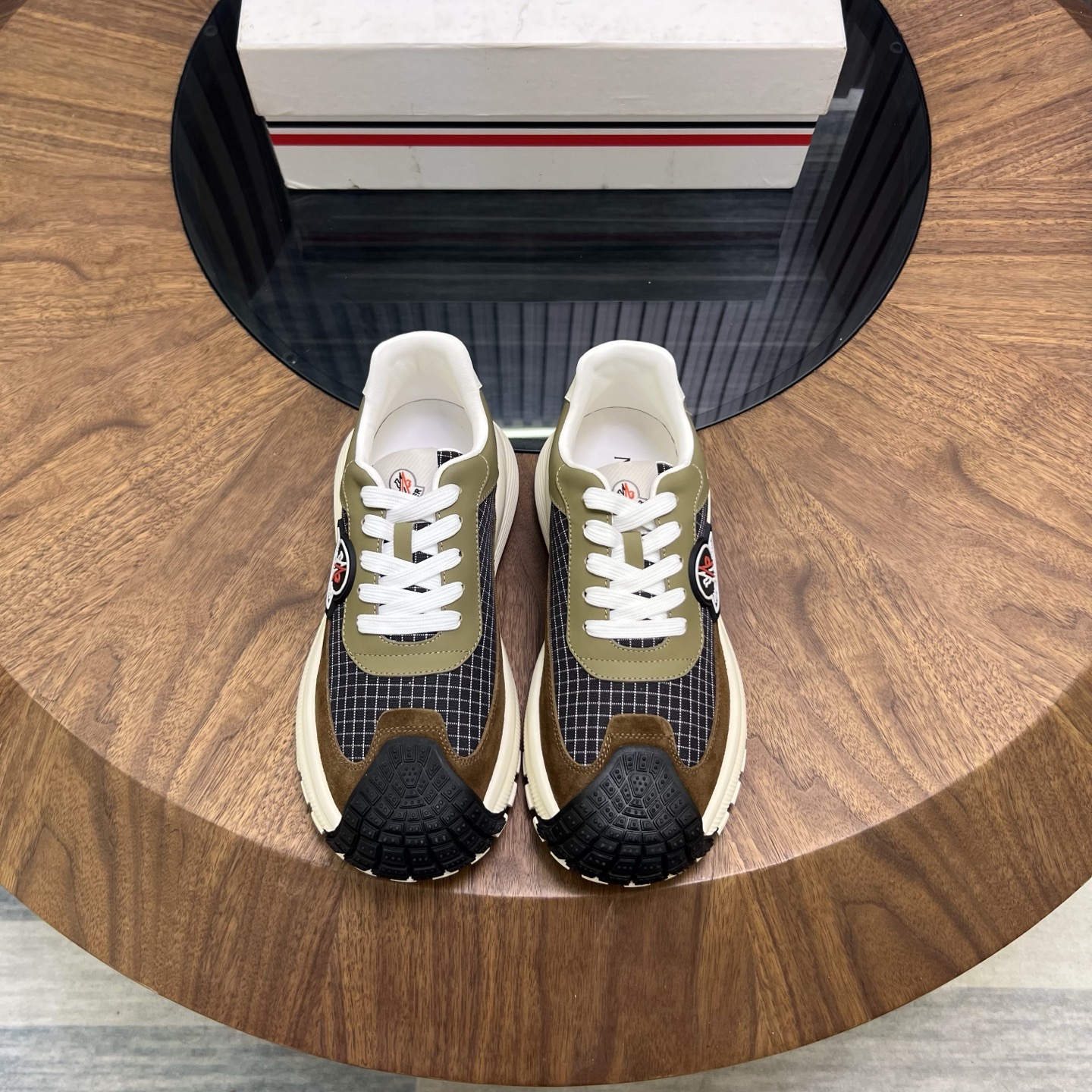 Mcl Men's Sneakers AM25082115