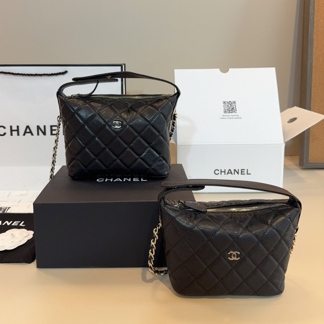 CH Quilted Chain Bag YV25083115
