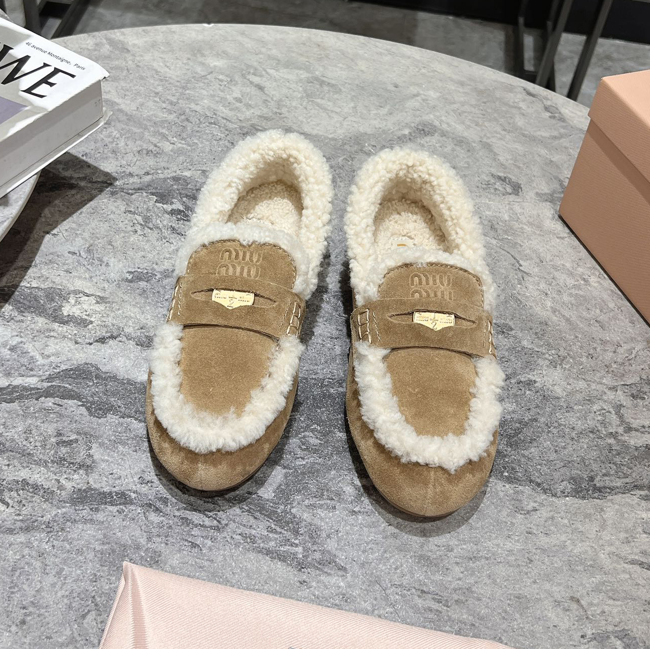 Miu Coins Plush Loafers XX25082250