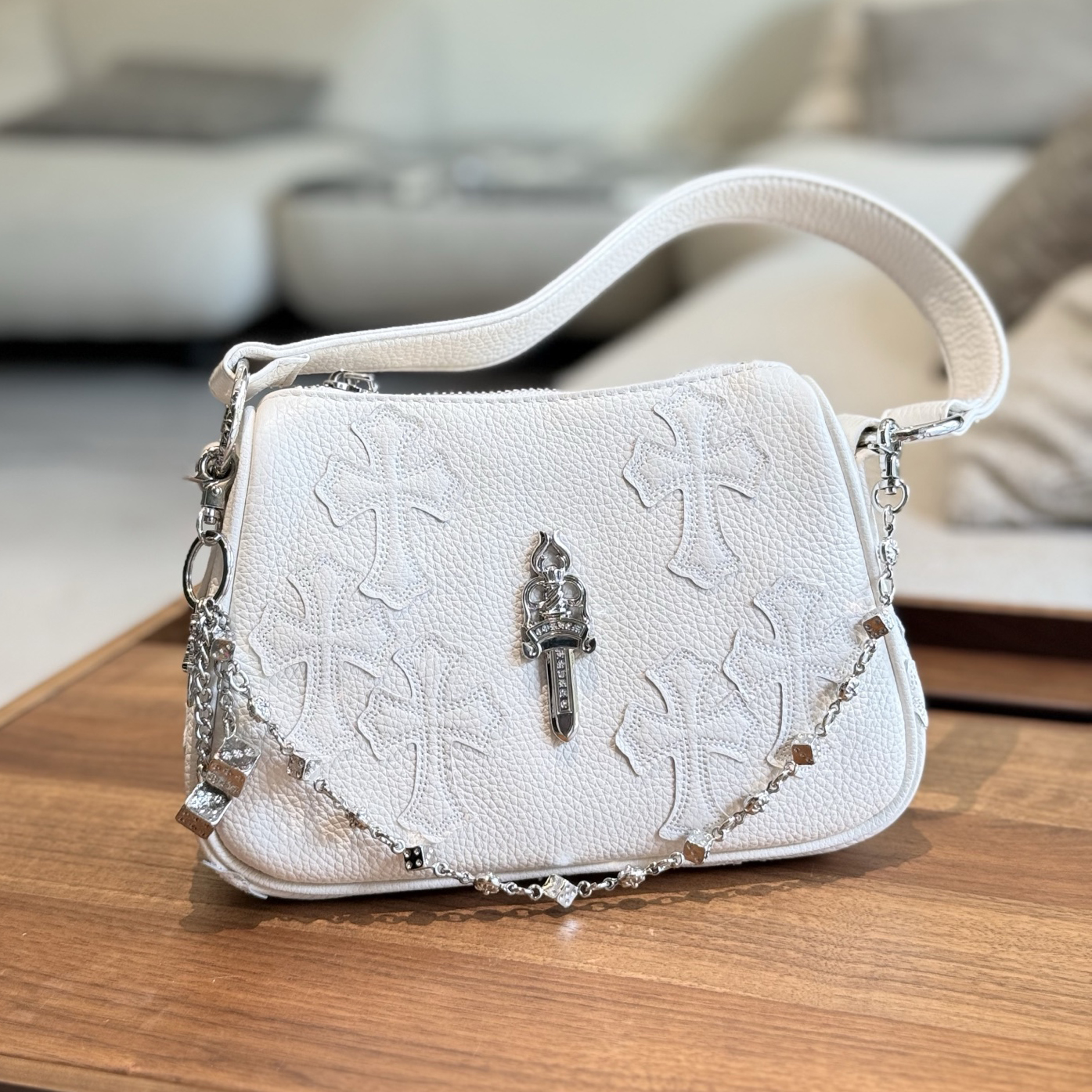 CH Classic White Shoulder Bag XX25082269