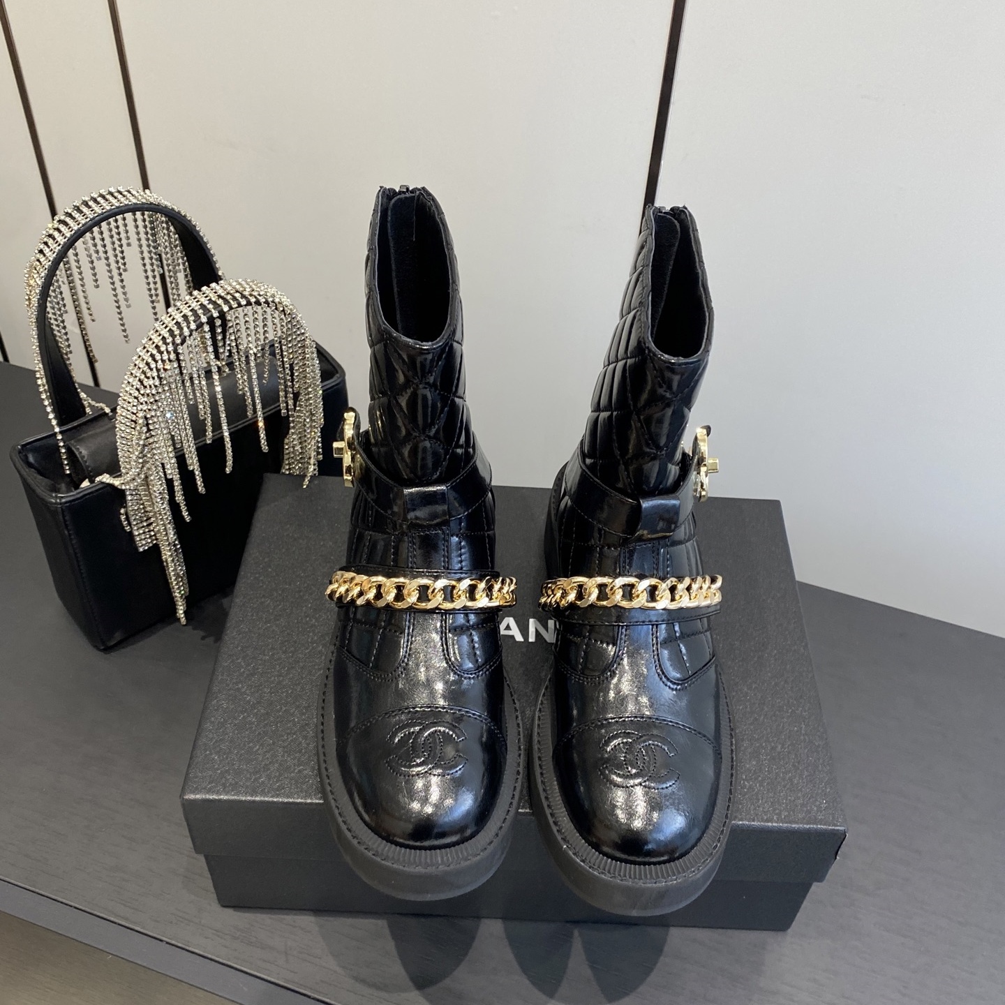 CH Quilted Ankle Boots  YV25090204