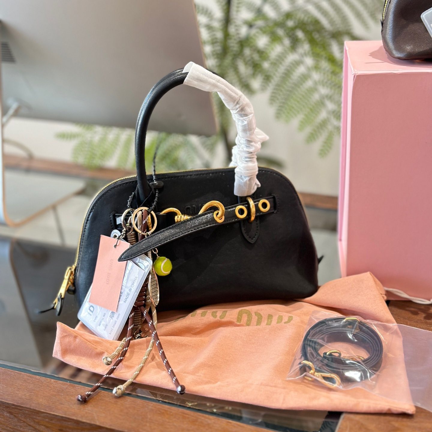 Miu Women's Fashion Handbag XX25082316