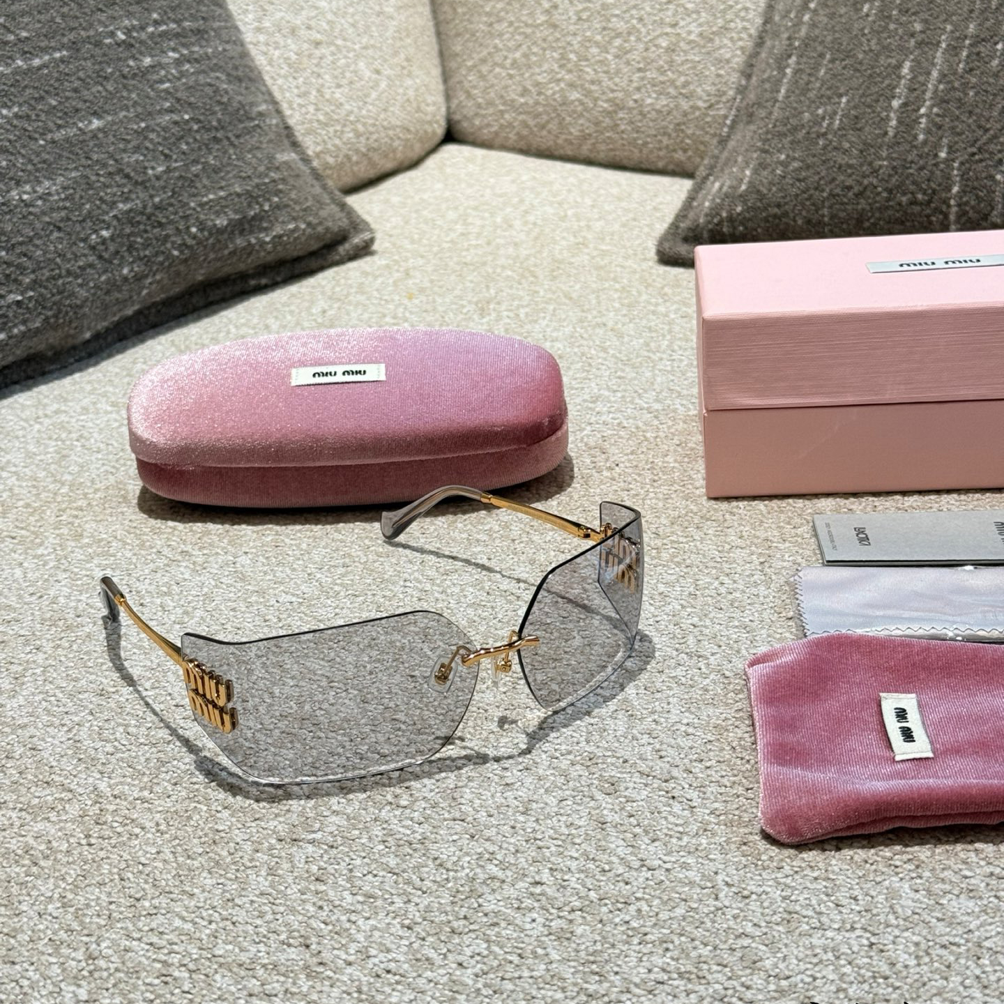 Miu 54ys Sunglasses XX25082327