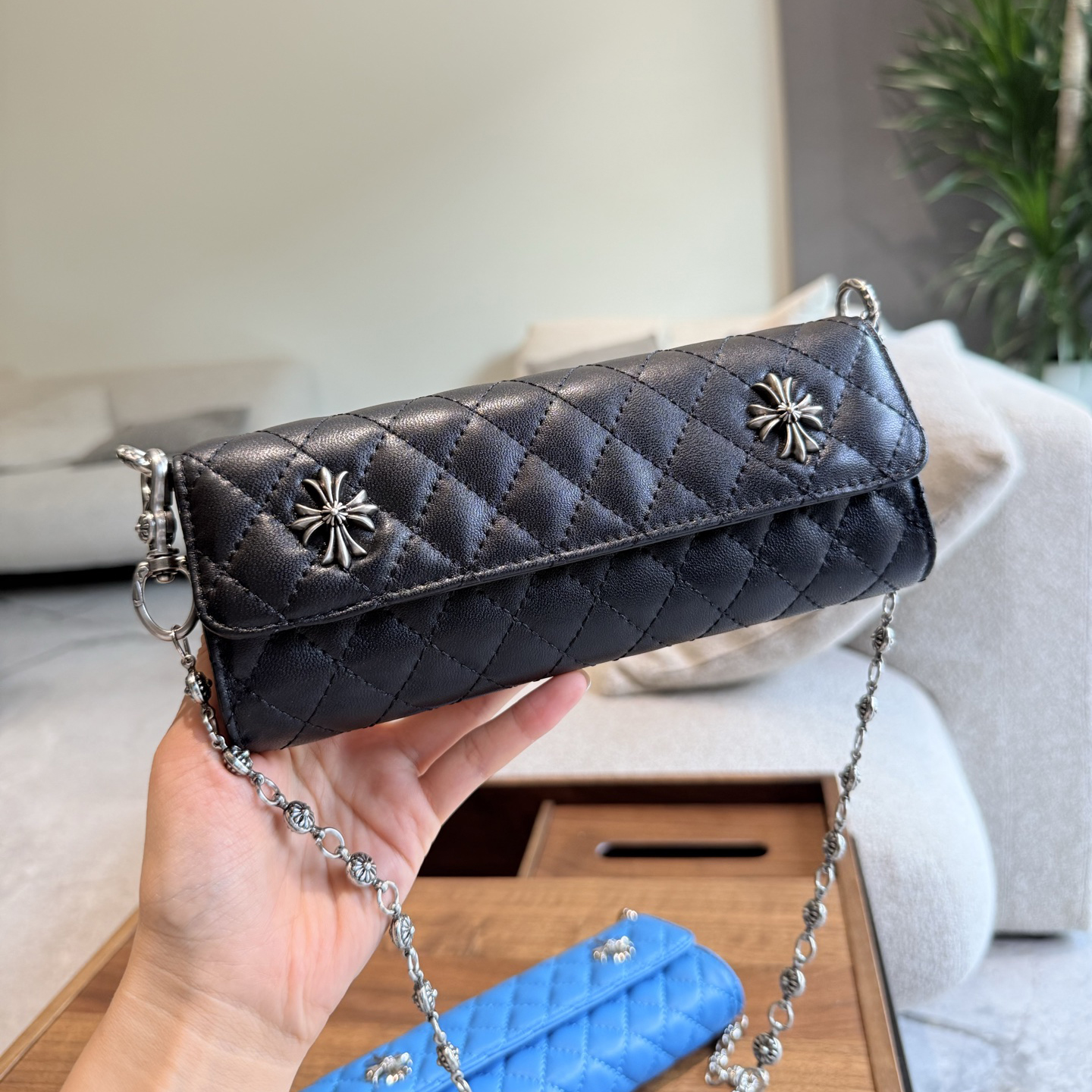 CH Chain Bag XX25082308
