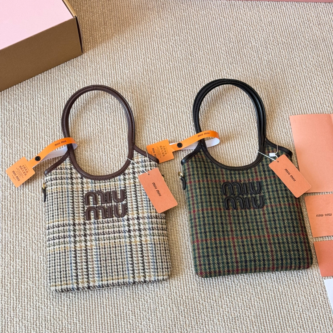 Miu New Tote XX25082330