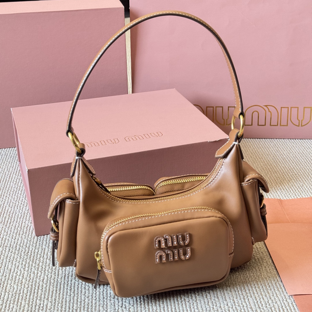 Miu Fashion Leather Motorcycle Bag XX25082323