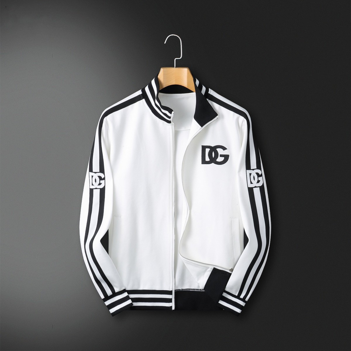 D&G Men's Sports Suit EK25090201