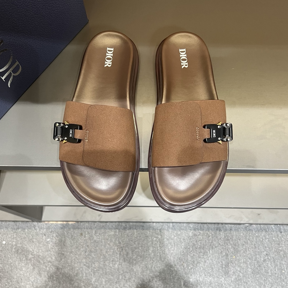 CD H-Town Collection Men's Sandals FE25090345