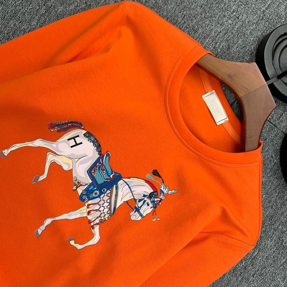 HM Men's Printed Long Sleeve Sweatshirt FE25090333