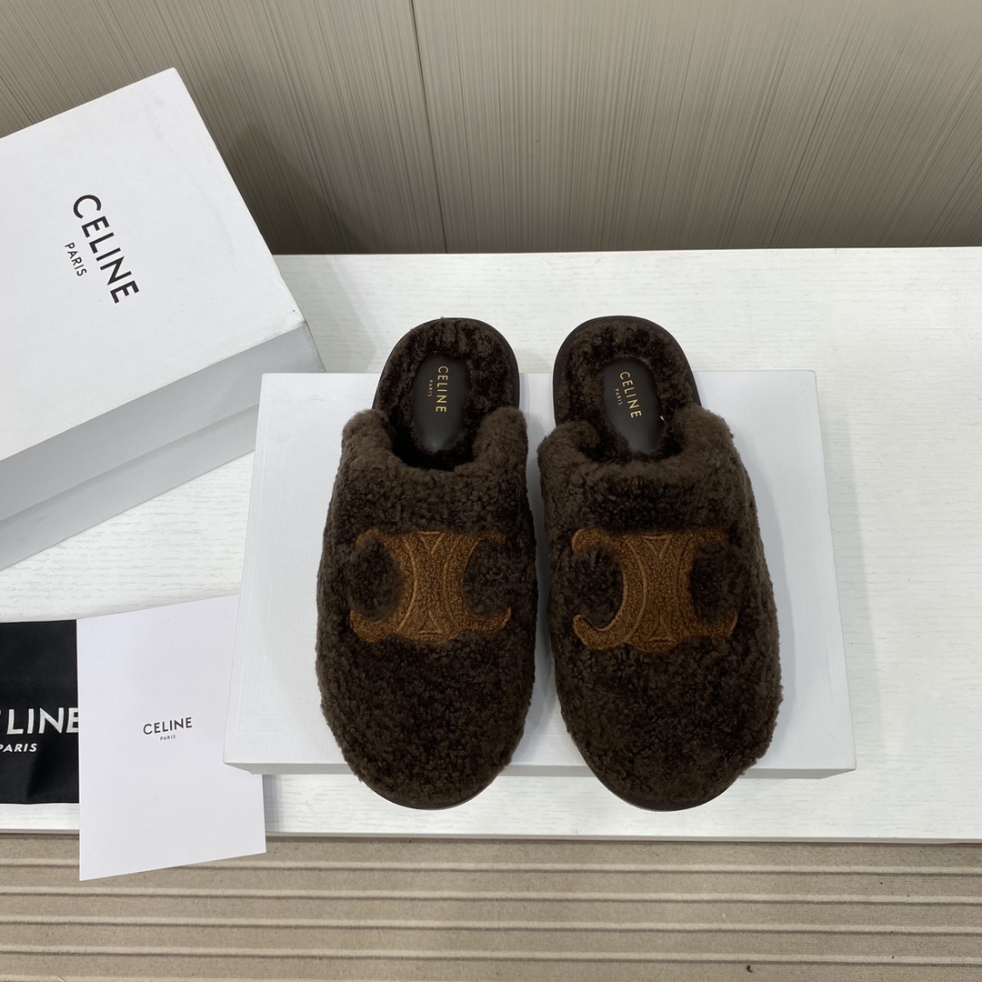 CE Plush Slippers MM25090414