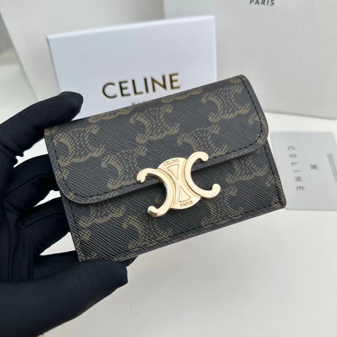 CE Classic Card Holder MM25090443