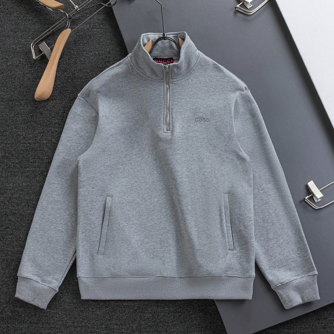 GG Men's Stand Collar Micro Logo Sweatshirt MM25090405