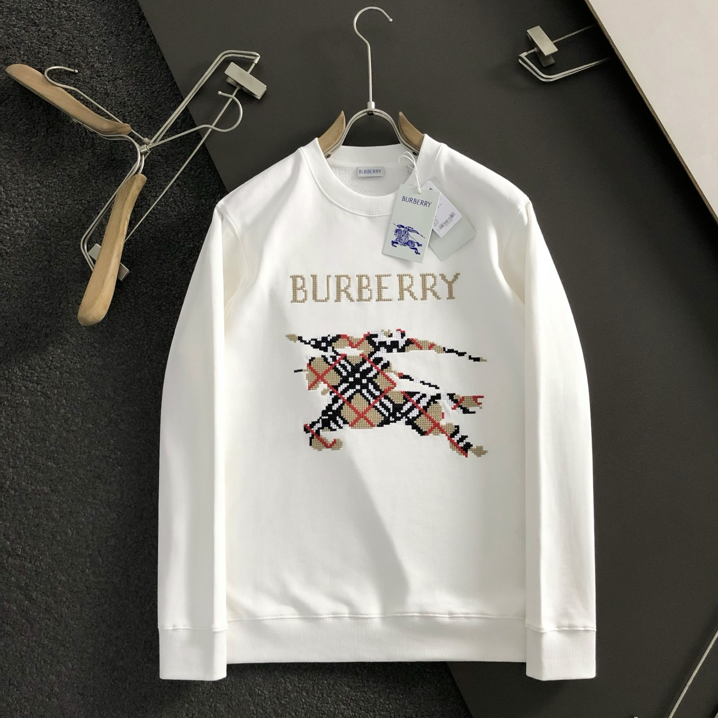 Bur Men's Classic Warhorse Embroidered Sweatshirt MM25090402