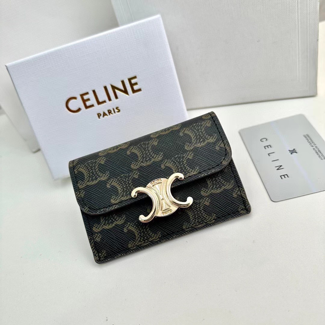 CE Classic Card Holder MM25090443