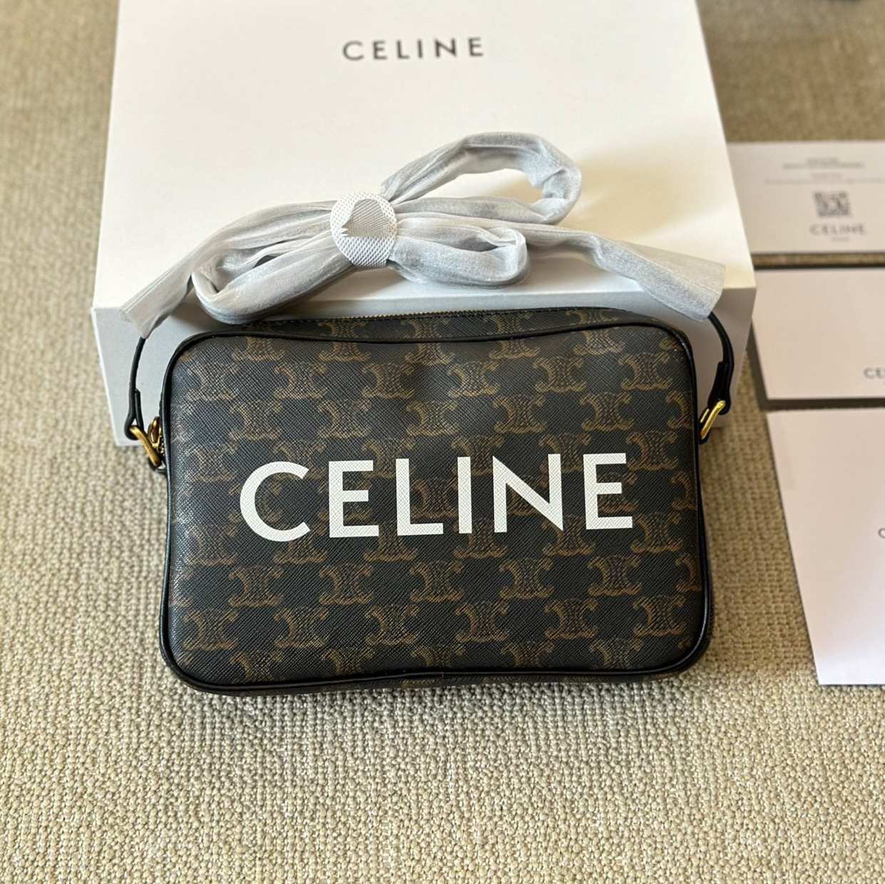 CE Classic Logo Camera Bag MM25090463