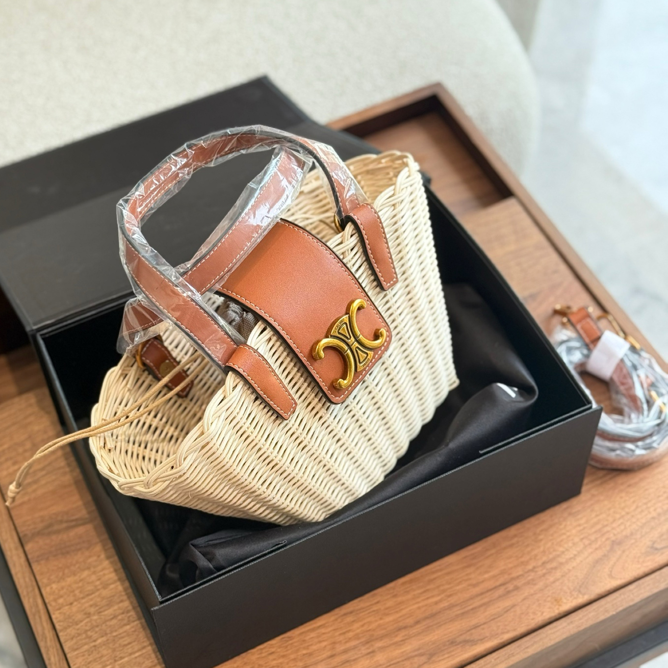 CE wicker and cowhide small tote MM25090461