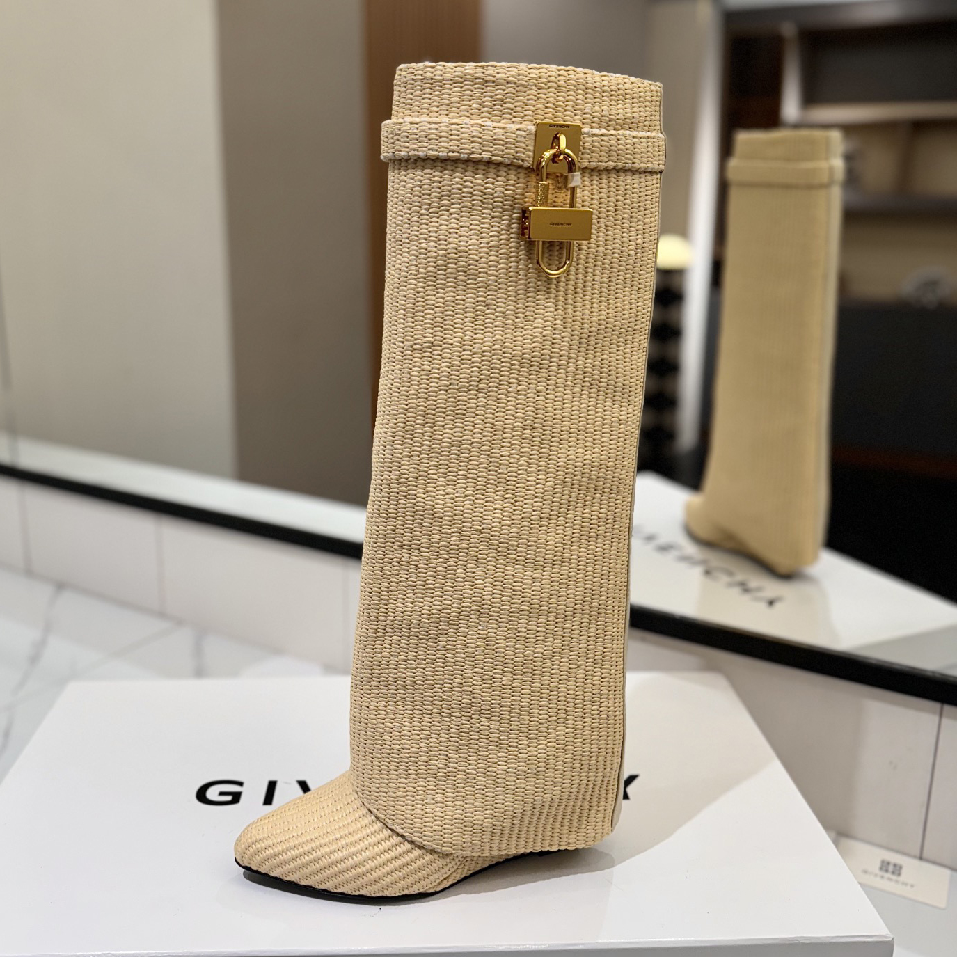 GV 25New Woven High-Heeled Boots XX25090407