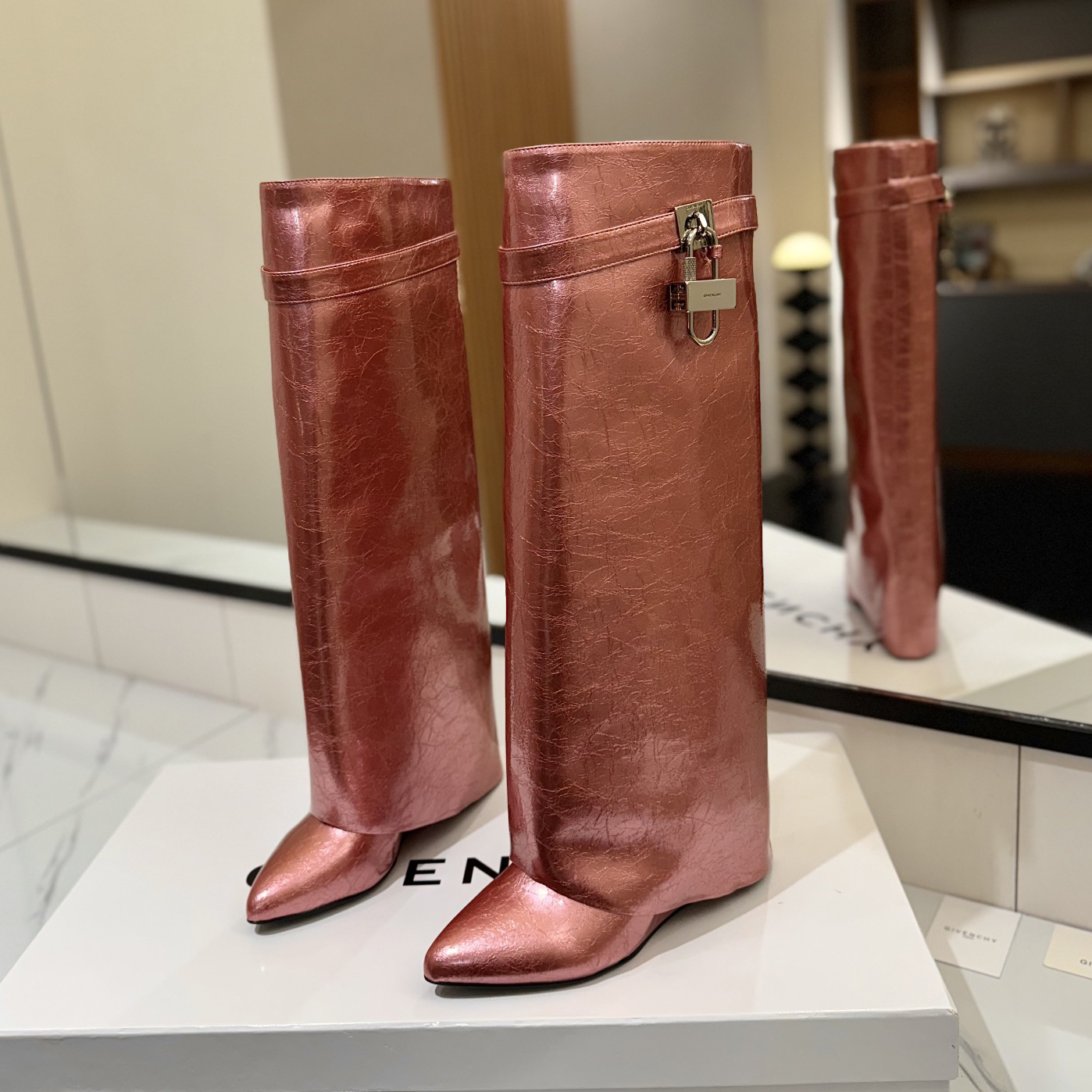 GV 25New Wrinkled Leather High-Heeled Boots XX25090404