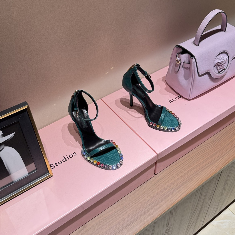 D&G Glass Crystal Embellished High Heels AM25090514