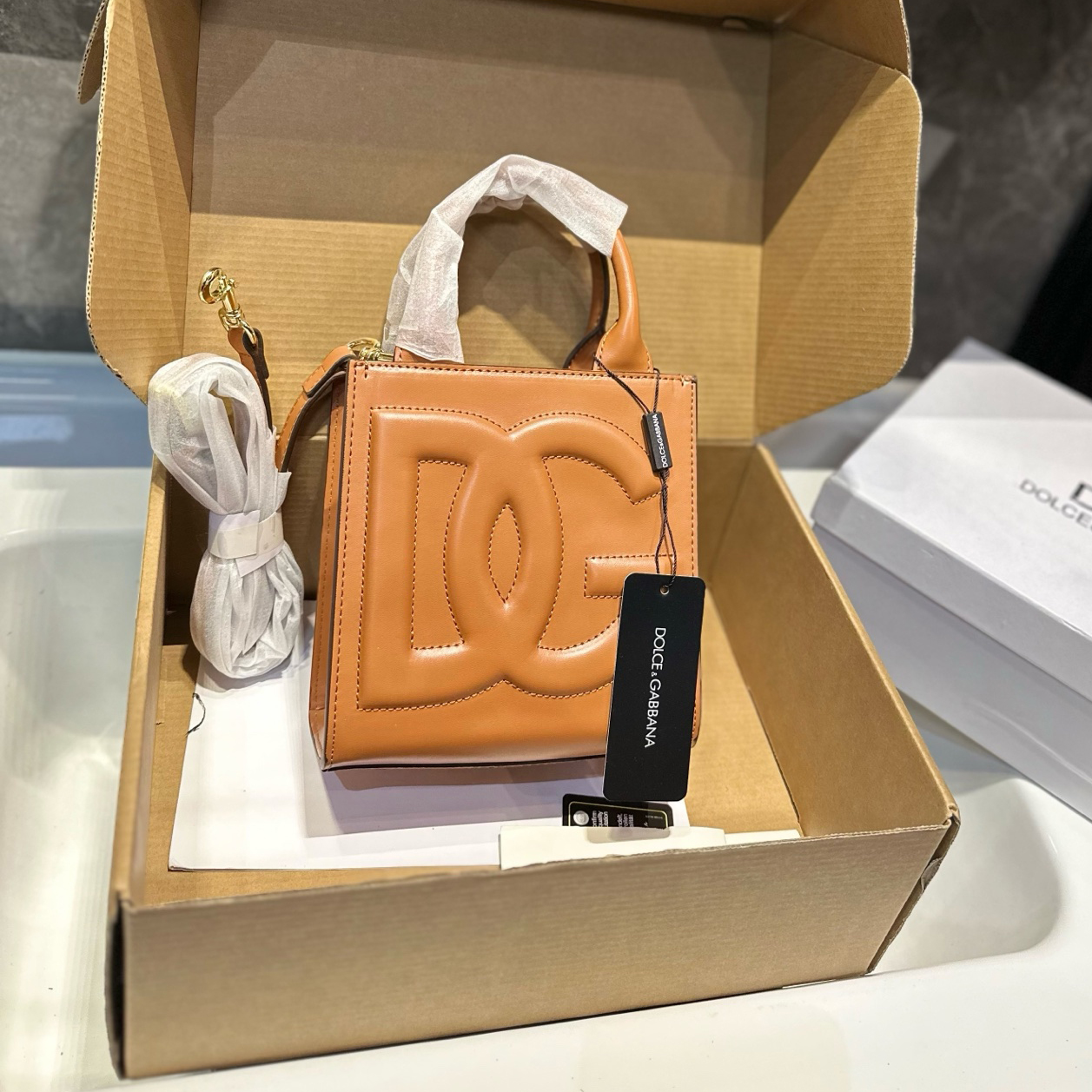 D&G mini tote AM25090501