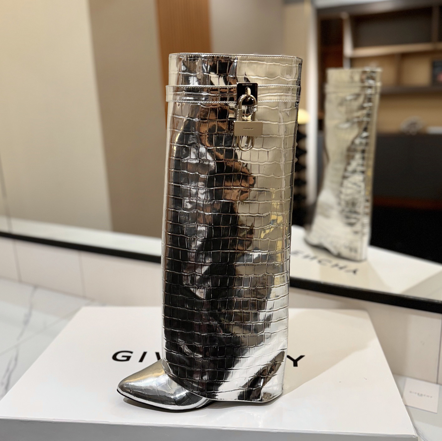 GV 25New Leather High-Heeled Boots XX25090403