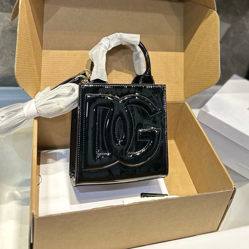 D&G Mini Patent Leather Tote AM25090502