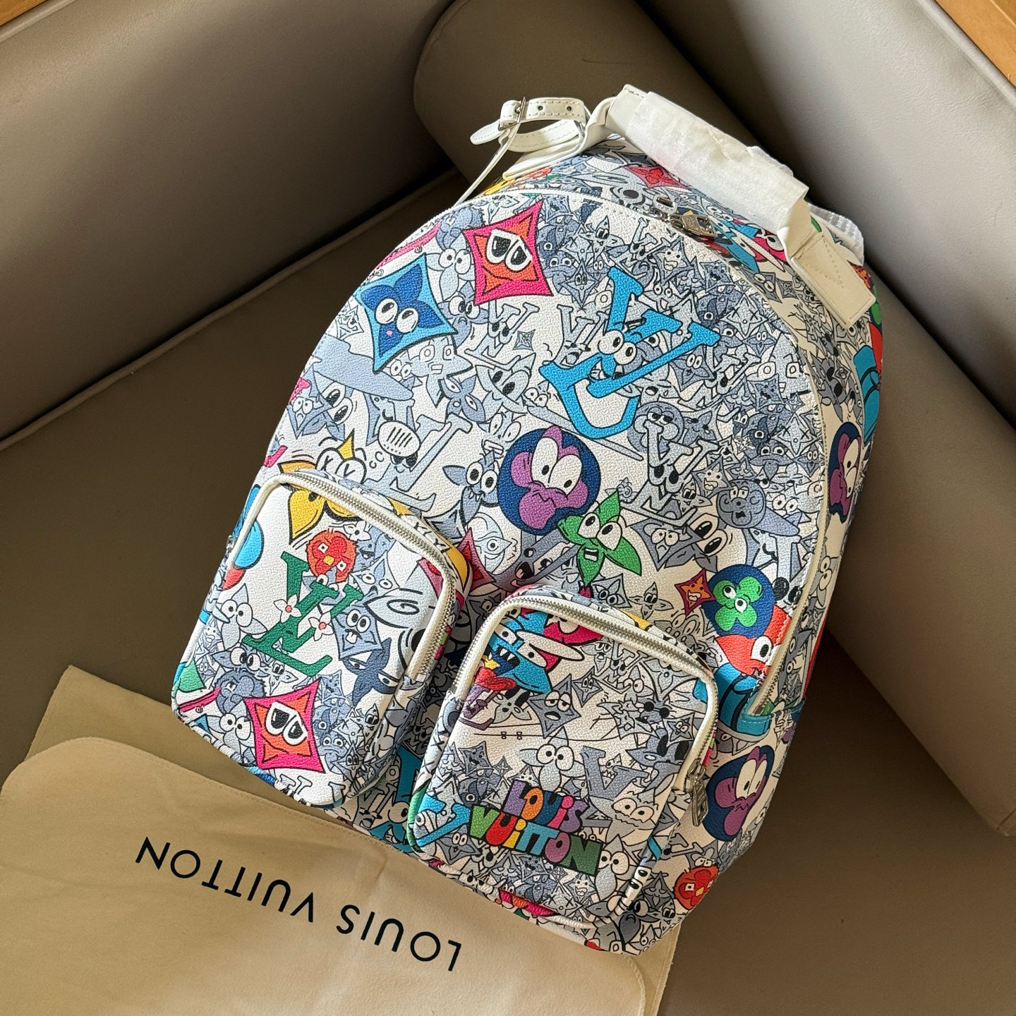 LV Graffiti Backpack AE250900721