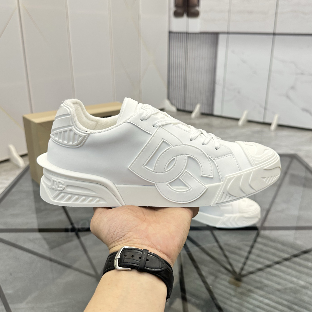 D&G Low-top Casual Sneakers AE250900701