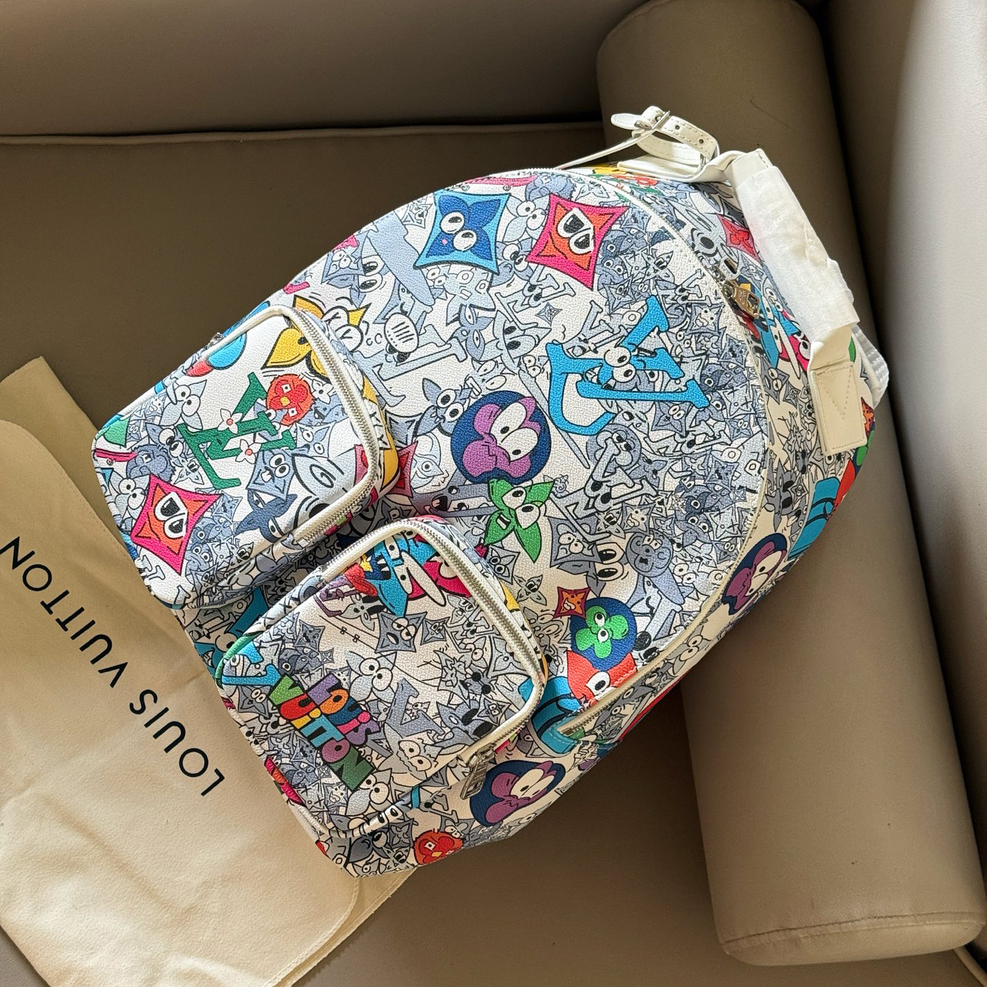 LV Graffiti Backpack AE250900721