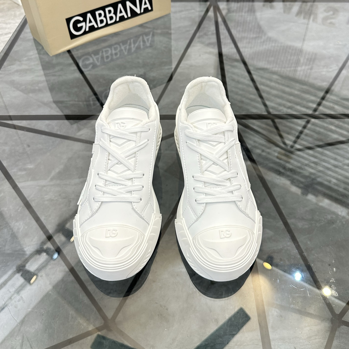D&G Low-top Casual Sneakers AE250900701