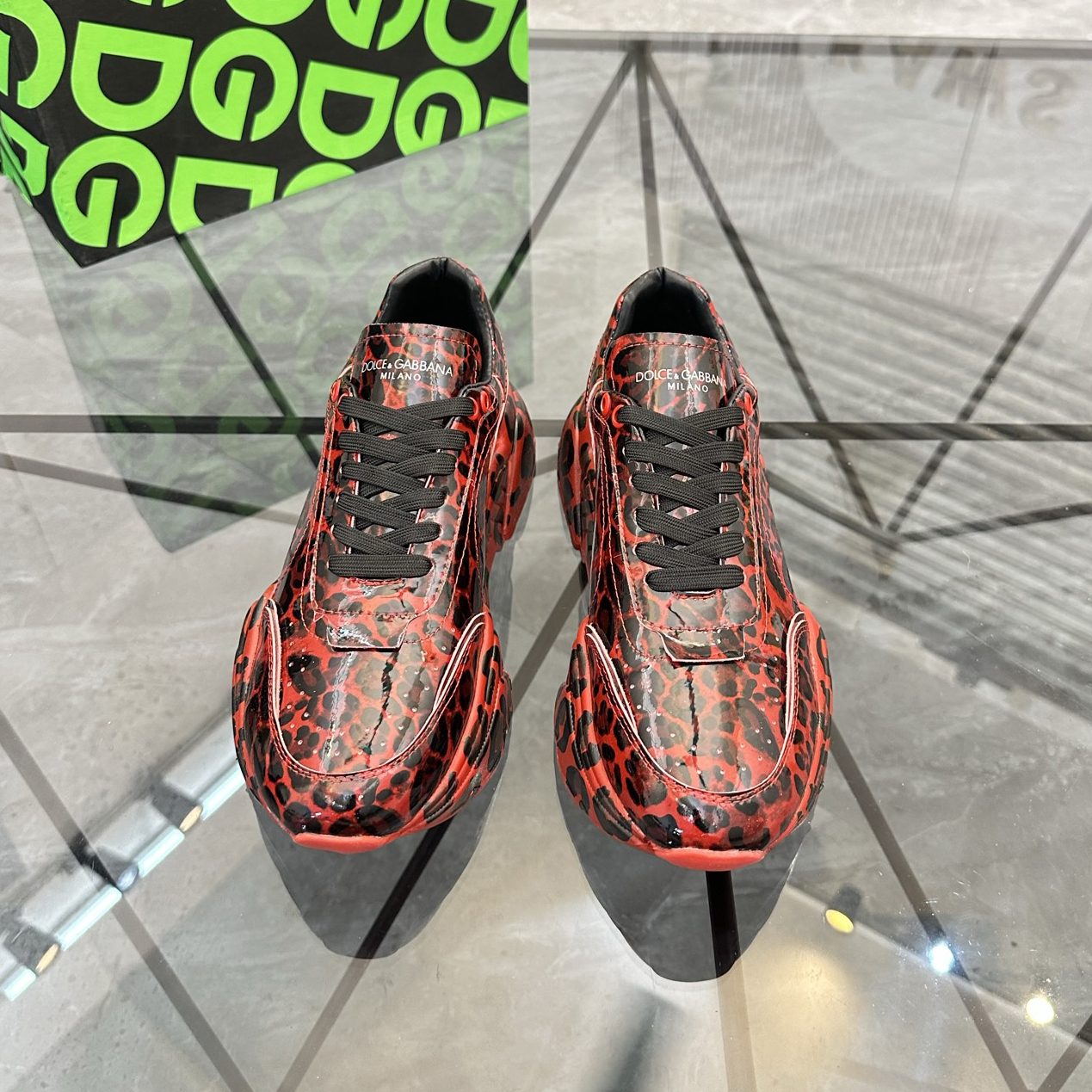 D&G Red Thick-Soled Casual Shoes AE250900709