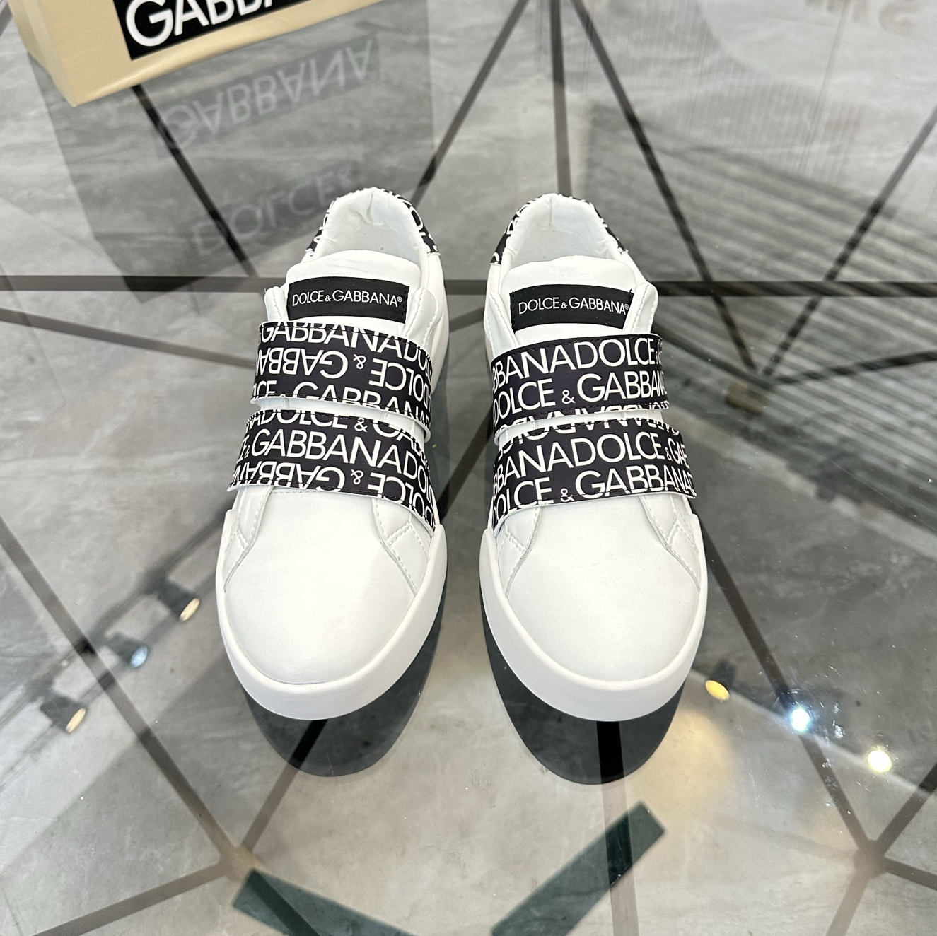 D&G Low-Top Casual Sneakers XX250900610