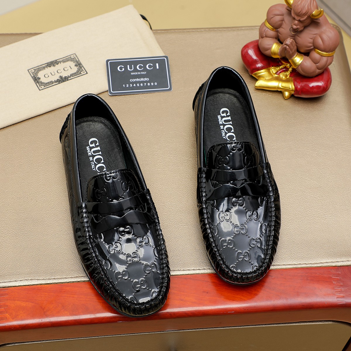 GG Men's Classic Slip-On XX250900822