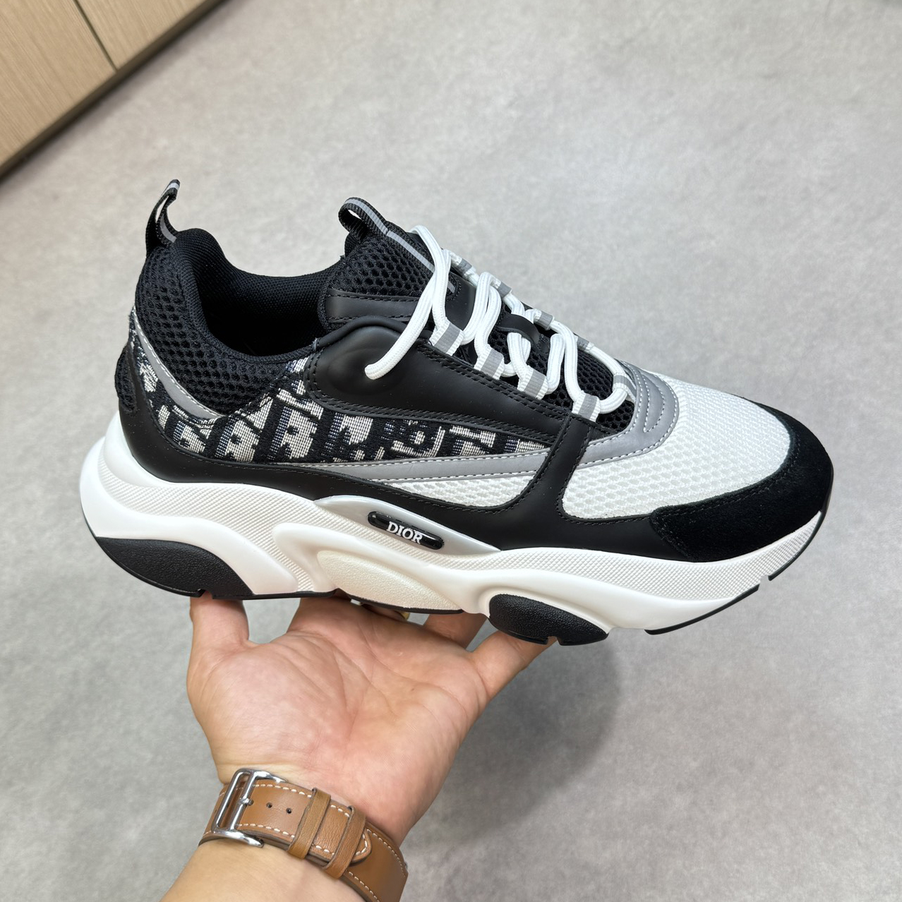 CD Men's Classic Oblique Sneakers XX25090854